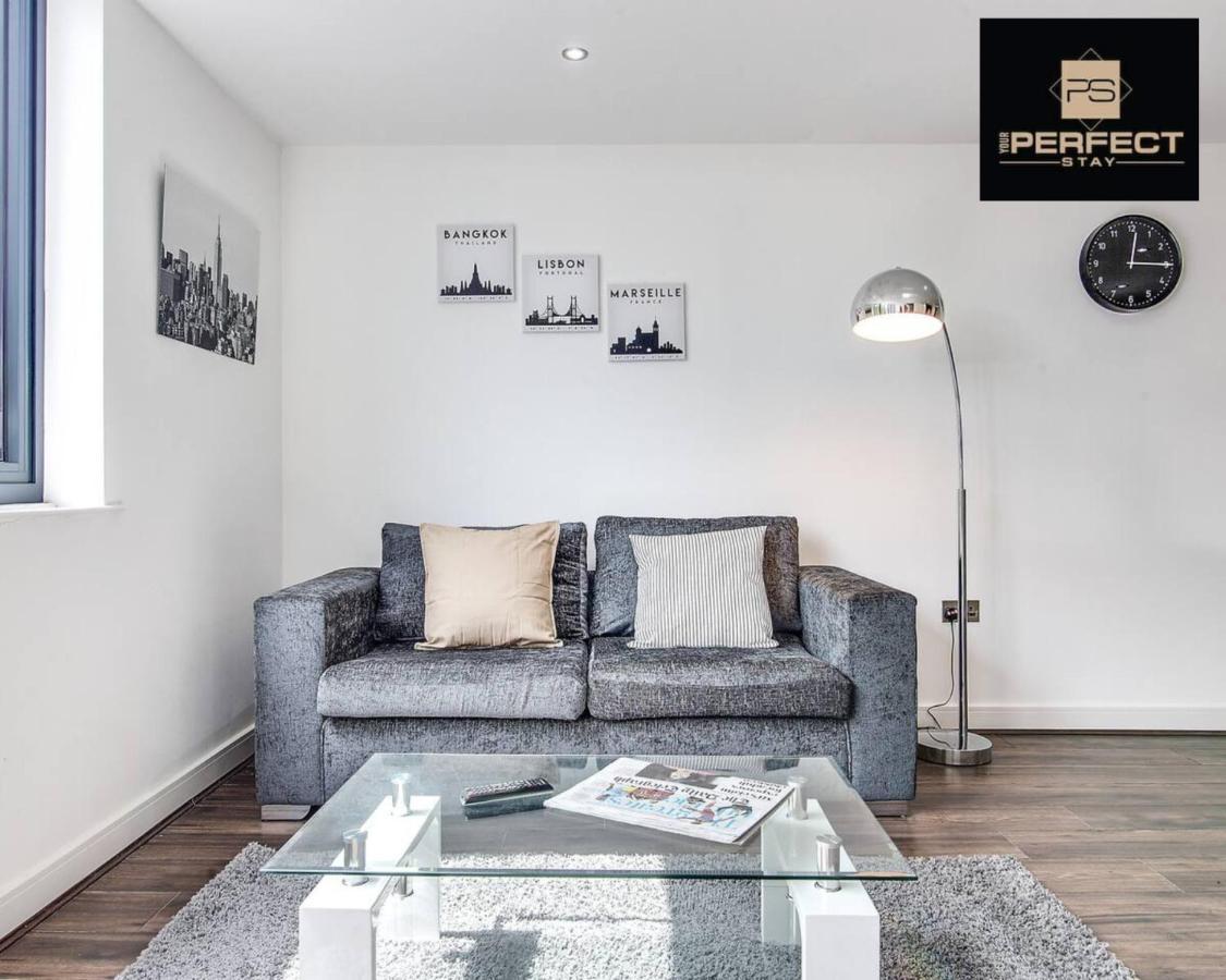 Luxe Modern Apartment By Your Perfect Stay Short Lets Бирмингем Экстерьер фото