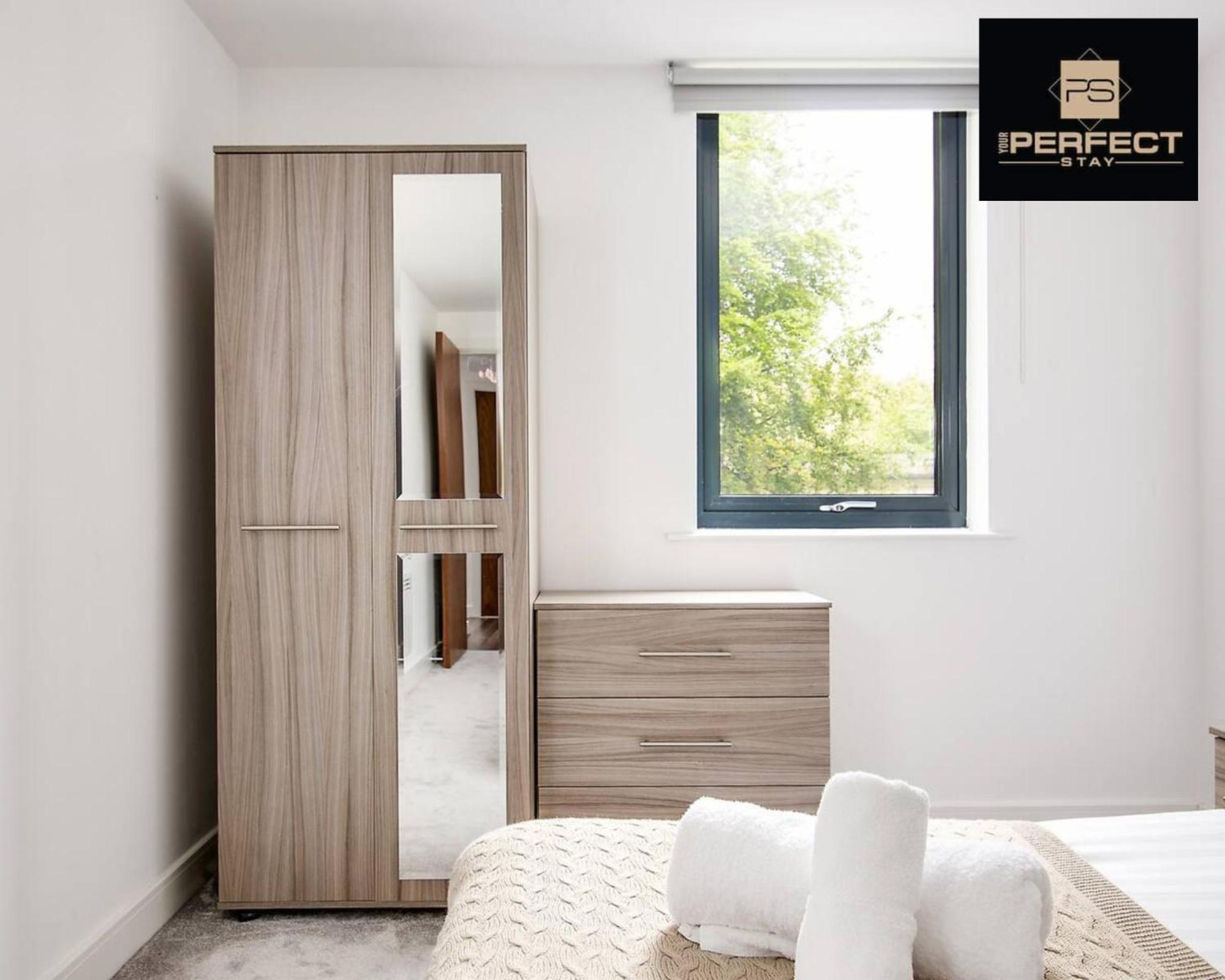 Luxe Modern Apartment By Your Perfect Stay Short Lets Бирмингем Экстерьер фото